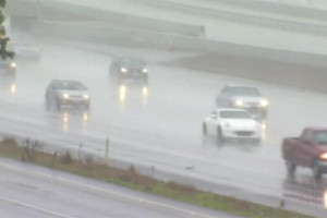 Como conducir en condiciones de lluvia o adversas
